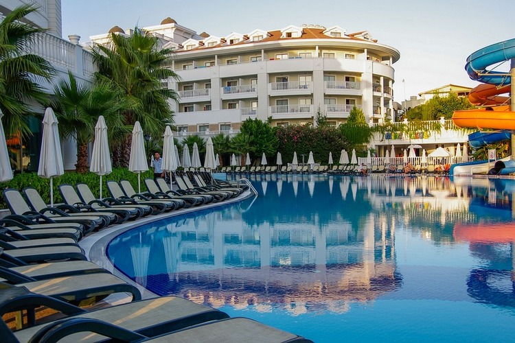 Лучшие семейные отели в Турции